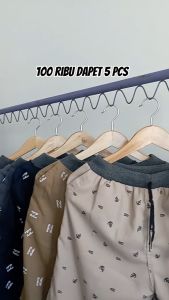 Celana Pendek Pria Distro Terbaru 2022: Motif & Desain Unik