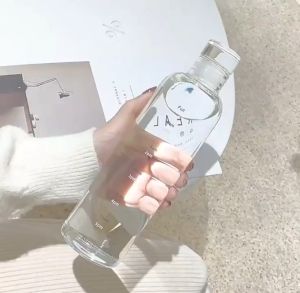 [Ready Stock+COD]  500ML Water Bottles With Caps Clear Heat Resistant Slim Easy to Store Leakproof Lids Best As Reusable Drinking Bottle High Value Time Scale Mug