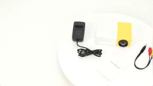 YG300 โปรเจคเตอร์ 4K Android สมาร์ท 11.0 LCD Ultra HD 8000 Lumens 5G WIFIบลูทูธโฮมเธียเตอร์ มินิโปรเจคเตอร์สามารถเชื่อมต่อโทรศัพท์มือถือ / แท็บเล็ต / คอมพิวเตอร์