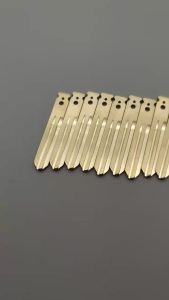 10pcs/lot NSN14 Key Blank for Nissan Metal Uncut Blank Flip Remote Car Key Blade NSN14 Car Key Blanks Replacement Accessories