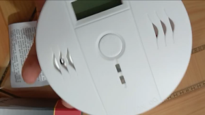 Thiết bị báo động khói Carbon Monoxide (CO) – Cảm Biến Khí CO Màn Hình LCD có Chuông Cảnh Báo Âm Thanh Lớn