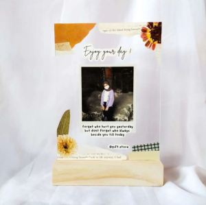 Kado Valentine Akrilik Custom Desain Sesukamu (Sehari Jadi)