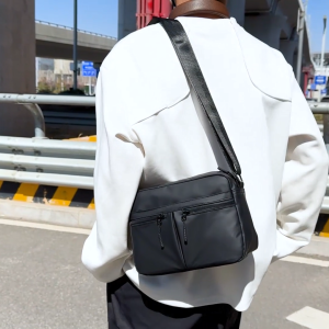 MENSPE กระเป๋าสะพายผู้ชายกระเป๋าลำลองข้ามตัวกระเป๋าแฟชั่นส่งสารกันน้ำกระเป๋าโทรศัพท์เดินทางกระเป๋าเดินทางขนาดใหญ่น้ำหนักเบากระเป๋าเดินทางสะดวกสบายเหมาะสำหรับนักศึกษาวิทยาลัย