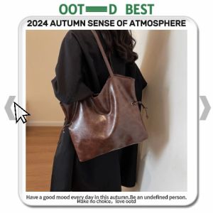 LHFriday ของมันต้องมี กระเป๋าช้อปปิ้ง หนัง PU นิ่ม ทรงสี่เหลี่ยม สีพื้น สไตล์เกาหลี แต่งเชือกรูดด้านข้าง จุของได้ฉ่ำเกินนน สายช็อปสายตุน มีไว้เดินห้างคือเริ่ดด รุ่นนี้มี 3 สี คุมโทนตัวแม่แฟชั่นสุดๆ ราคาถูก คุณภาพปัง กดสั่งได้เยยน๊าาา