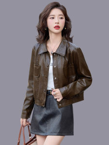 OUCAO | เสื้อแจ็คเก็ตหนัง PU ทรงสั้น แฟชั่น คอปกพับ สำหรับผู้หญิง ฤดูใบไม้ผลิและฤดูใบไม้ร่วง 2025 แจ็คเก็ตมอเตอร์ไซค์ ทรงหลวม ปกติ