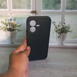 Casing Vivo V2036 V2207 V2206 Softcase Premium Black Oval Vivo Y22 Y22s