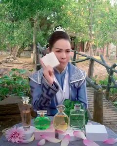 NƯỚC HOA NAM QUENTIN LAURA PARIS NO5 100ML – LAURA SUNSHINE NHẬT KIM ANH