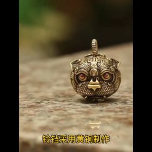 Gantungan Kunci Mobil Bel Lonceng Kerincing Bulat Kalung Lonceng Kuningan Antik Mata Besar