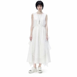 S·DEER | Round Neck Lace Hem Sleeveless Dress