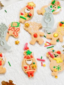 Công Cụ Nướng Bánh Hình Người Gấu Bơ Phô Mai Mini Christmas Cookie Stencil DIY Nhà Bếp Phụ Kiện Làm Bánh Kẹo Phong Cách Nhật Bản