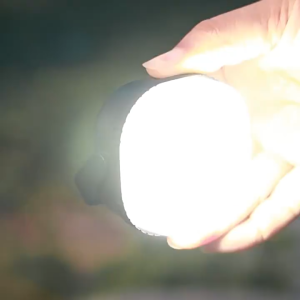 [พร้อมส่ง]  โคมไฟเต็นท์ LED ไฟเต็นท์ LED โคมไฟพกพา ไฟแคมป์ปิ้ง ไฟซาลาเปา แบบชาร์จ400 mAh สีขาว สามารถปรับได้3 โหมด