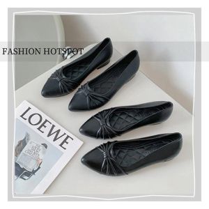 Sheii ฮอตฮิต รองเท้าคัชชูยางหุ้มส้น ทรงเรียบง่ายดีไซน์หัวแหลม ใส่แล้วดูดี เบทสีพื้นๆ งานดีคุณภาพ คอลเลคชั่นดีๆเเบบนี้ต้องมีติดตู้ไว้เเละน้า