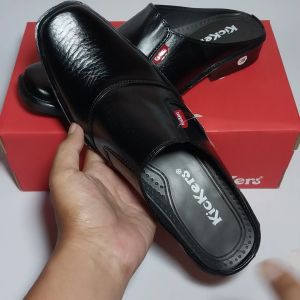 Sepatu Slop Pria Terbaru 2024 & Sepatu Slip On Cowok Dewasa