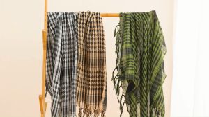 Pomely [COD&*Local] Mens and Womens Square Lightweight Outdoor Shawl Military Windproof Scarf Hijab Shawl Cotton Scarf Military Arabic Tactical Shawl