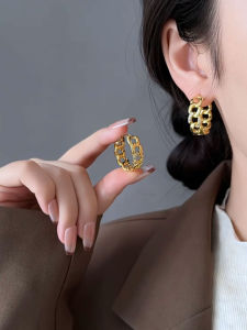 Gold Chain Large Circle Earrings Metal Stud Earrings Fashionable Fresh out Handmade Alloy Geometric Pattern Womens Earrings