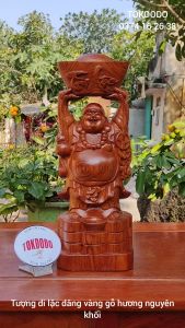 Tượng Di Lặc Dâng Vàng TOKDODO Gỗ Hương Đá Đủ Kích Thước