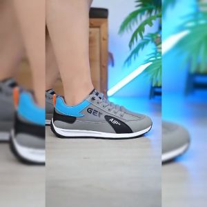 QXshop แนะนำสินค้าใหม่ รองเท้าผ้าใบแฟชั่นสำหรับคุณผู้ชาย ดีไซน์ใหม่สุด เท่ห์ไม่เหมือนใคร รุ่นนี้มีให้เลือก 3 สี ทรงดีเวอร์ อยากได้จิ้มที่ตะกร้าเลย