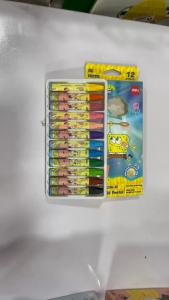 🖌️🌈 Bộ Sáp Màu Dầu 12 Màu Deli – Hình SpongeBob Siêu Dễ Thương