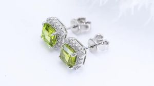 314Lohaspie Jewelry Real 2.6 Carats Earing Silver 925 Original Natural Peridot Stud Earring Peridot Stone Earrings Birthstone Peridot Earring For Women Jewelry