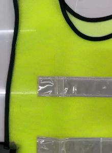 ซื้อ1 แถม 1เสื้อสะท้อนแสง ราคาประหยัด รุ่น 2 แถบบาง สีเขียวมะนาว (ออกใบกำกับภาษีได้ค่ะ)