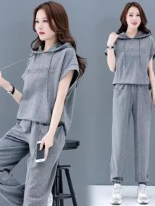 Summer 2025 plus Size Womens Loose Casual Sportswear Set Fashionable Hooded Two-Piece Ensemble for Plump Sisters