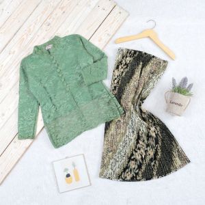 Baju Kebaya Anak Perempuan Brokat Rok Plisket  4 Sampai 10 Tahun