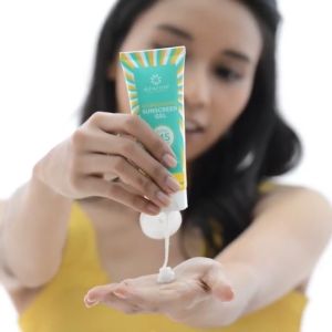 Azarine Hydrasoothe Sunscreen Gel SPF45 PA++++ | Azarin Sun Shield SPF 50 | Mist | Hydramax-C Serum | Tone Up Mineral | Sun Screen Tabir Surya Cream 50 ml Block  | Cicamide Barrier | Calm My Acne