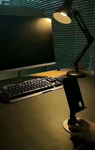 Giá kệ đỡ điện thoại iphone ipad máy tính bảng xoay 360 độ gấp gọn điều chỉnh nhiều nấc độ cao