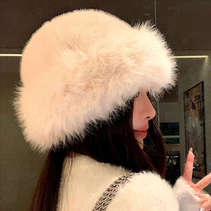 2024 Hot Y2K Fluffy Faux Fur Bucket Hat Women Warm Thick Plush Winter Hat Lady Luxury Fashion Furry Panama Fisherman Cap