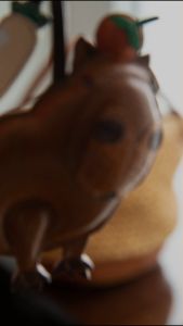 Capybara charm  ที่ห้อยกระเป๋า พวงกุญแจหนังวัวแท้ 100%