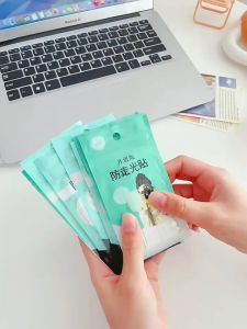 [Ready Stock+COD] 36pcs Anti-going Stickers Invisible Anti-lighting Seamless Adhesive Stickers Shoulder Lead Bra Anti-slip Fixed