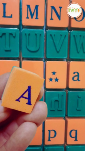 Super Brain 104 ตรายางชุดอักษรอังกฤษ A-Z a-z ตัวทึบ ขนาด 1.5 ซม. (รหัส PD104)