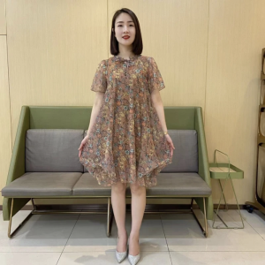 Fashionable Summer Style Korean Version Loose Fit Slimming Casual Dress for Women with Short Sleeves and Sweet Collar