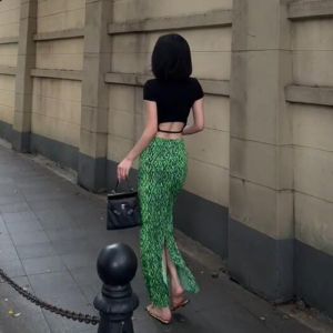 Retro Green Quilted Print Skirt Womens 2024 Summer New Arrival High Waist Silm Back Slit Sheath Dress