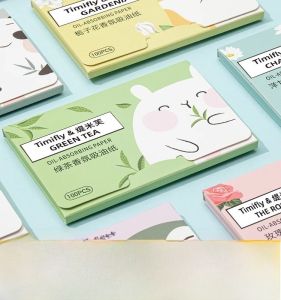 Portable Oil Absorbing Paper Facial Skincare for Men And Women Oil Control Pore Minimizing Beauty Tool Refreshing Summer Essential