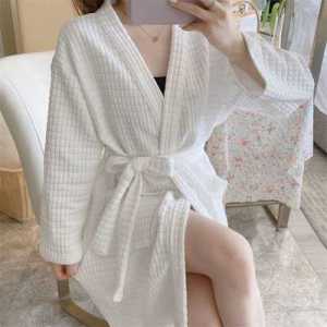 Long Thin Summer Bathrobe Quick Dry Absorbent Home Clothes Couples Sleepwear Mens Womens Waffle Pattern Robe Home Comfort