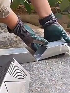 Siku penandaan pengukur persegi lipat baja sudut busur 90 derajat penggaris