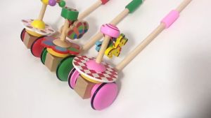 [Choo Choo Toy] Push and Pull Toys Wooden Baby Walker Toy Rotating Butterfly Wheel Car Mainan Tolak Baby 学步车玩具 - BT160