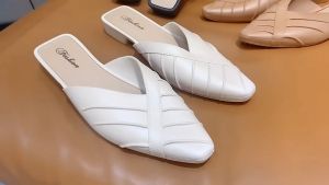 Sepatu Sandal Mules Slip On Eva Hak 3 cm Ujung Lancip Aksesoris Kulit Lapis JOFSH85