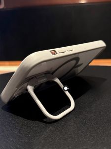DAIMANG | Designer Lens Stand for iPhone 15 Pro Max