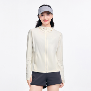 Erke | Lightweight Breathable Sun-Protective Clothing