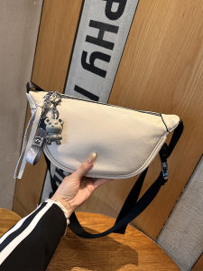 2023 New Style Womens Casual Shoulder Bag Soft Leather Horse Saddle Bag Fashionable Leisure Crossbody Bag with Zipper