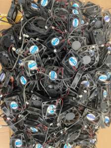 quạt Fan 14v 6x6x2cm dòng dưới 0.2A