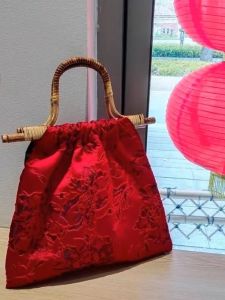 Túi Xách Dệt Tre Đỏ Phong Cách Trung Hoa Cổ Điển Cho Cô Dâu Túi Xách Vải Polyester Mềm Có Họa Tiết Thêu Truyền Thống Dành Cho Nữ