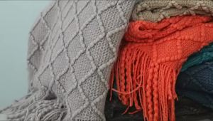 Soft Cozy Cable Knitted Blanket with Tassels Luxury Chunky Knit Camel Throw Blanket Gift Spring Nordic Blankets for Home Decor