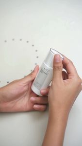 KISOCARE HITOMIDE MILK (5% CERAMIDE EMULSION) คิโซแคร์ ฮิโตไมด์ มิลค์ อิมัลชั่นเนื้อน้ำนมอุดมไปด้วยเซราไมด์เข้มข้น 5% ปริมาณ 40 กรัม