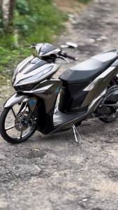 Skotlet Grey Light Metalik Abu Abu Light Candy Glossy Premium Cover Body Motor Vespa Moge