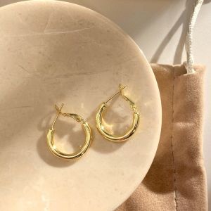 Gold Simple Minimalist Hoops Earrings Womens Fashion round Circle Stud Earrings Elegant Cool Style Alloy Plated Jewelry