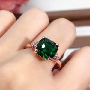 Youngever 18K Rose Gold Plated Gemstone Ring for Women Embedded Colorful Gem Jewelry Fashionable Geometric Pattern Rings