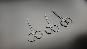 Gunting Cukur Bulu Hidung Nose Hair Scissor Stainless Steel